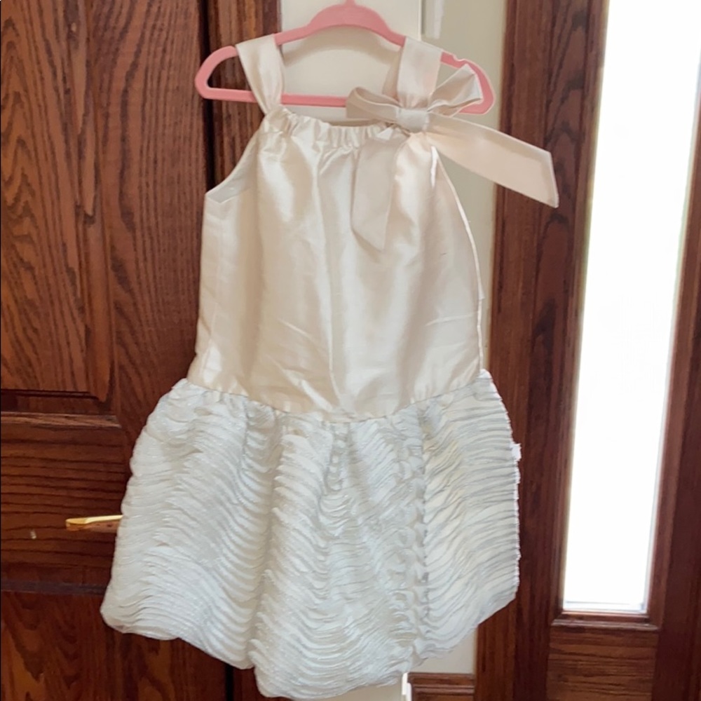 Brand new gorgeous girls Pippa & Julie dress sz 6